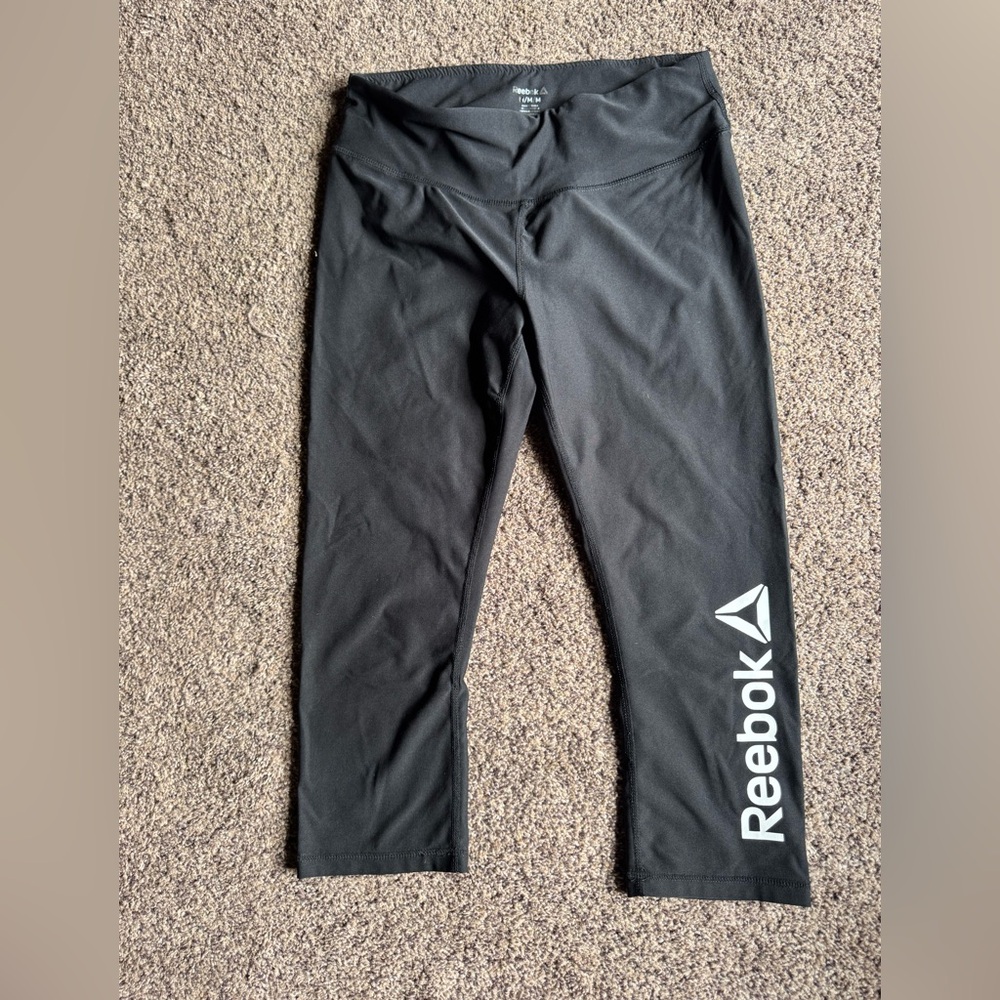 Reebok medium capri leggings